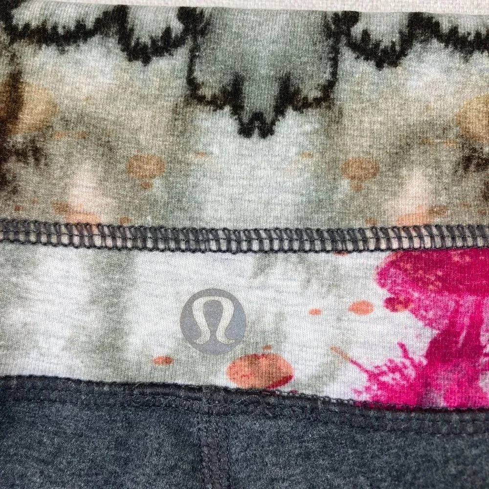Lululemon Groove Pant Blurred Blossoms Heathered Fossil Flare Yoga Pants *FLAWS* - Picture 4 of 13